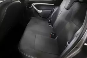 Nissan  10