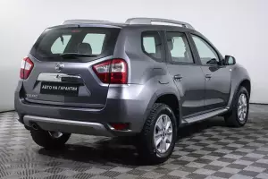 Nissan  4