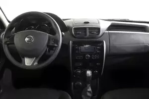 Nissan  6