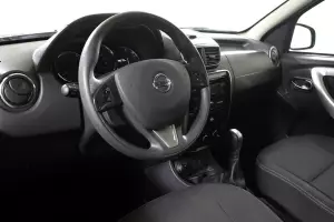 Nissan  9