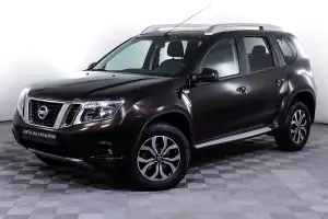 Nissan  10