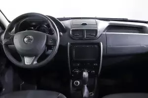 Nissan  9