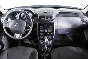 Nissan  10