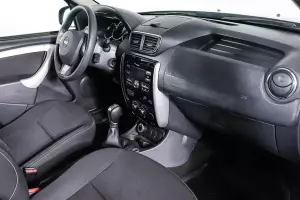Nissan  11