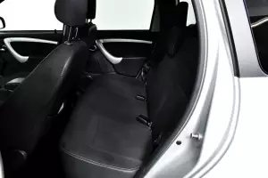 Nissan  11