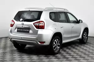 Nissan  4