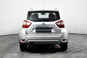 Nissan  5