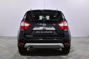Nissan  4