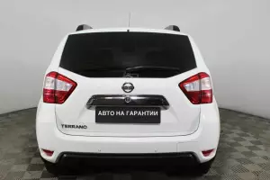 Nissan  5