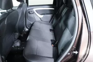 Nissan  16