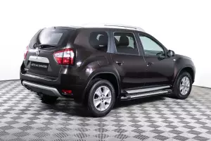 Nissan  4