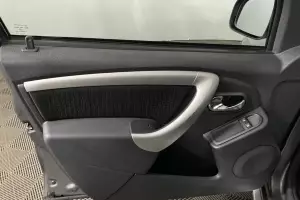 Nissan  9