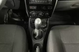 Nissan  5