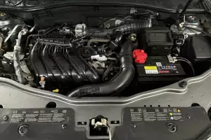 Nissan  12