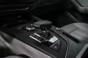 Audi  13