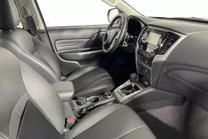 Mitsubishi  10