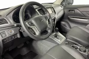 Mitsubishi  12
