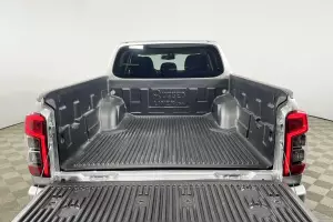 Mitsubishi  6