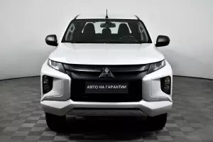 Mitsubishi  2
