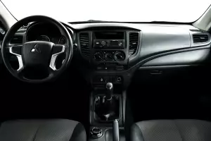 Mitsubishi  7
