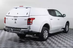 Mitsubishi  4