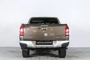 Mitsubishi  17