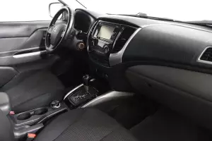 Mitsubishi  7
