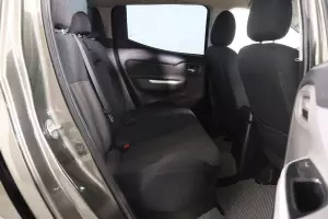 Mitsubishi  8
