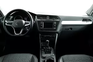 Volkswagen  8
