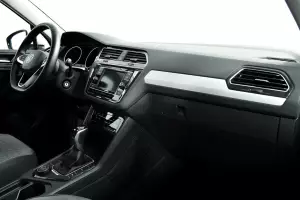 Volkswagen  9