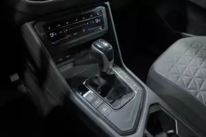 Volkswagen  9