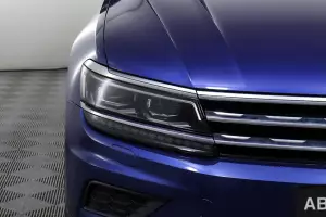 Volkswagen  9