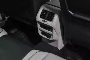 Volkswagen  4