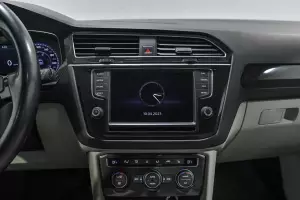 Volkswagen  1