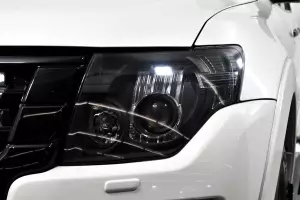 Mitsubishi  7