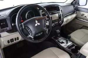 Mitsubishi  12