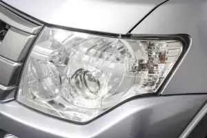 Mitsubishi  7