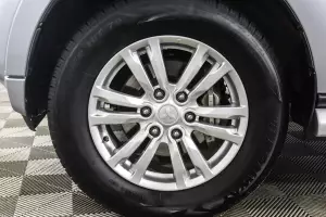 Mitsubishi  8