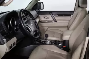 Mitsubishi  14