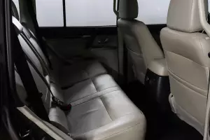 Mitsubishi  2