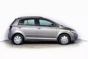 Volkswagen  3