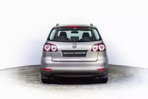 Volkswagen  5