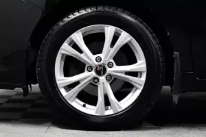 Toyota  6