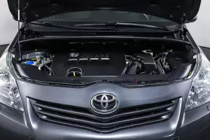 Toyota  13