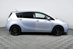 Toyota  3