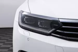 Volkswagen  8