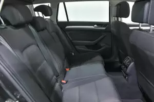 Volkswagen  16