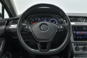 Volkswagen  7