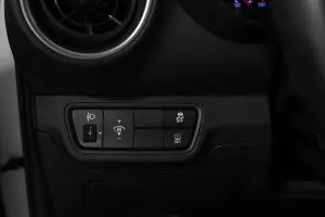 Kia  12