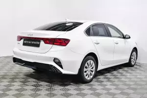 Kia  3